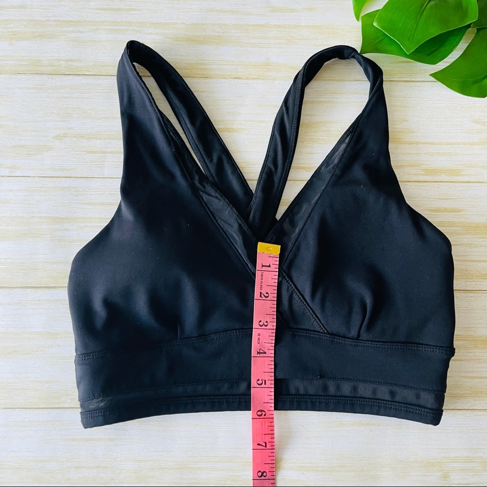 Fabletics Lola Medium Support Sports Bra Black - Small - Picture 6 of 6